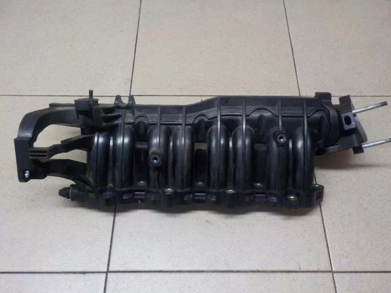 Впускной коллектор ST302897