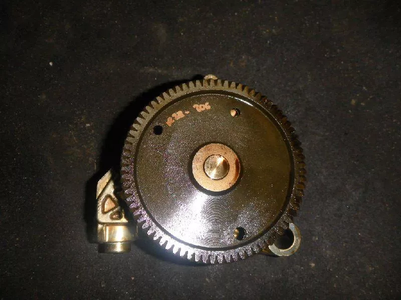 Масляный насос BS252833