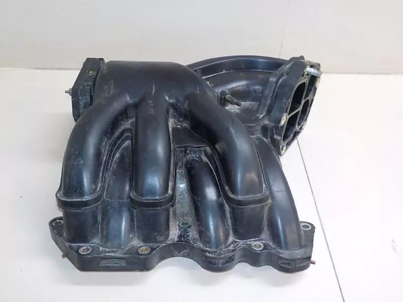 Впускной коллектор ST299871 Впускной коллектор ST299871