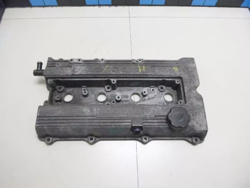 Клапанная крышка ГБЦ BS69583