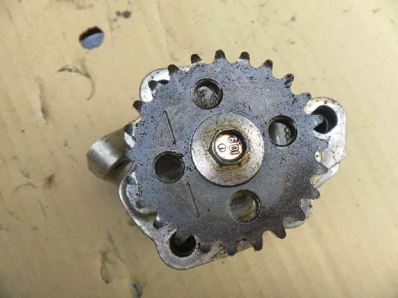 Масляный насос BS251733