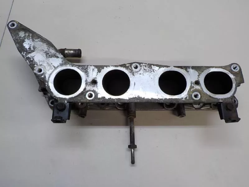 Впускной коллектор ST299844 Впускной коллектор ST299844