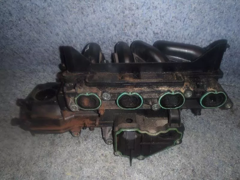 Впускной коллектор ST302143