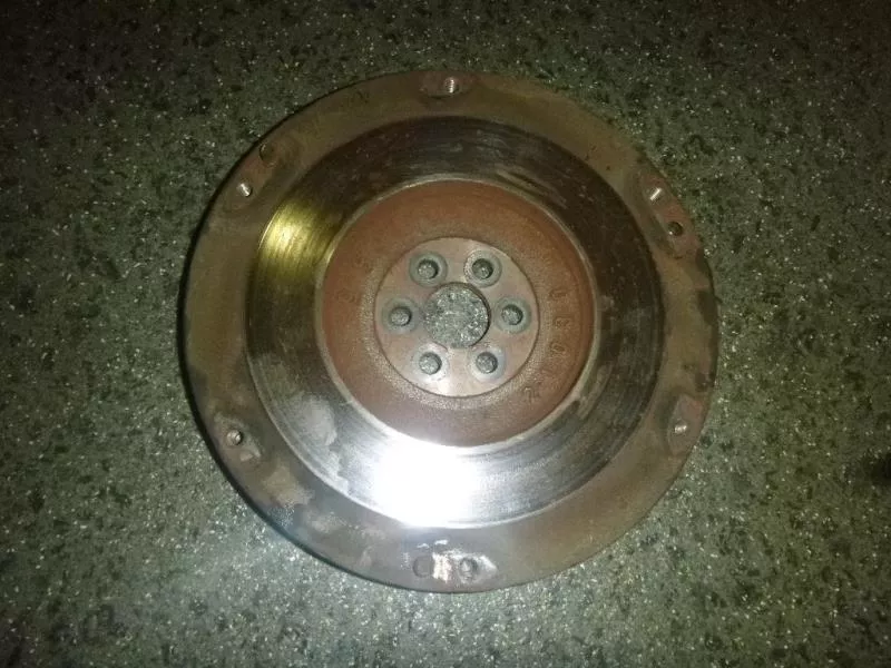 Маховик двигателя BS264194