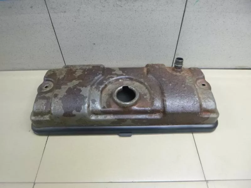 Клапанная крышка ГБЦ BS68645 Клапанная крышка ГБЦ BS68645