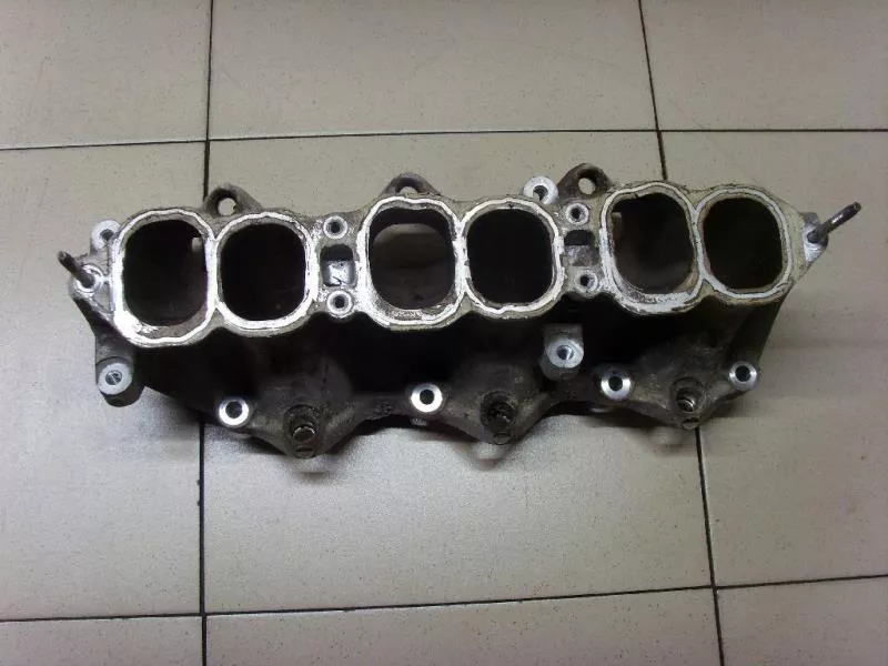 Впускной коллектор ST298838 Впускной коллектор ST298838