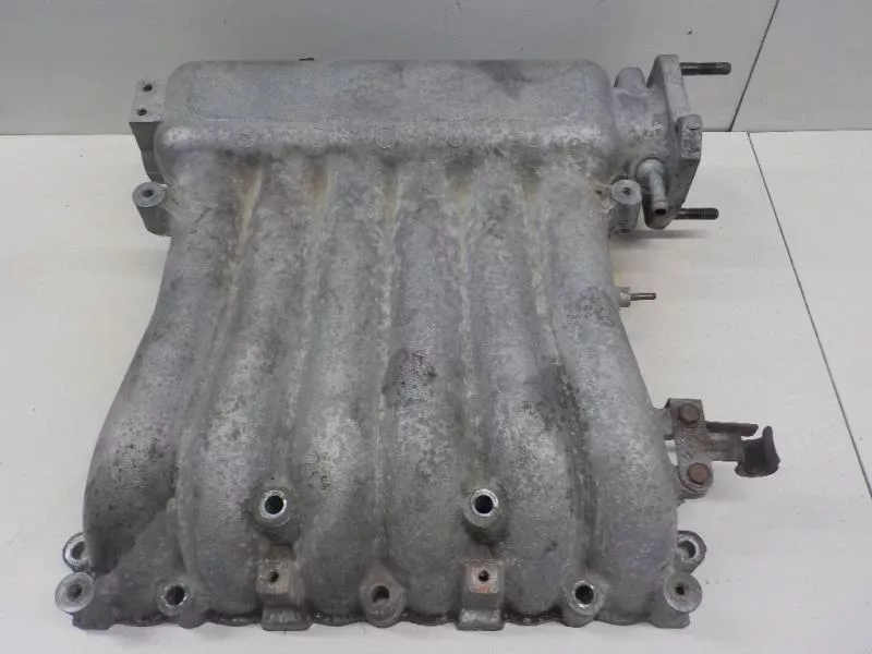 Впускной коллектор ST298342 Впускной коллектор ST298342