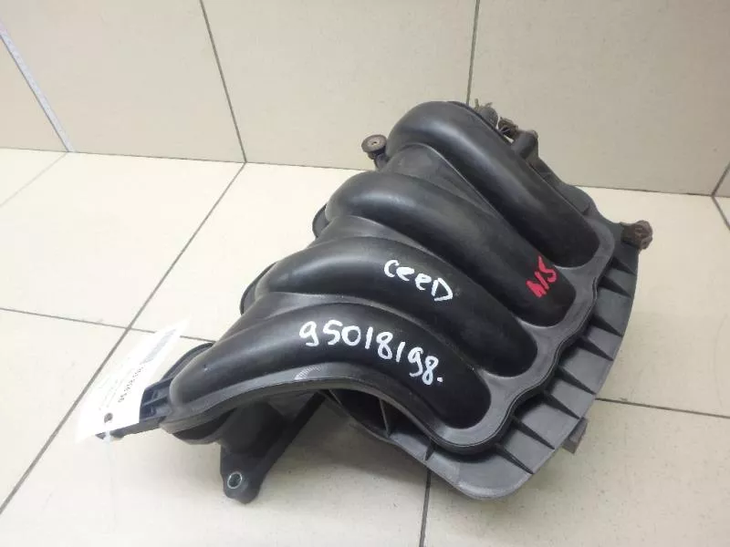 Впускной коллектор ST299166