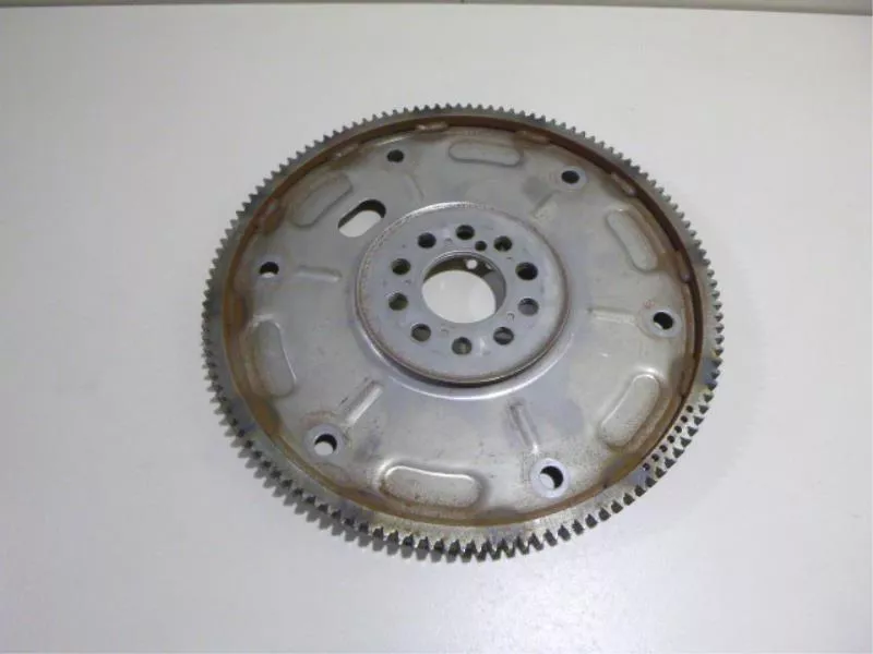 Маховик двигателя BS266899