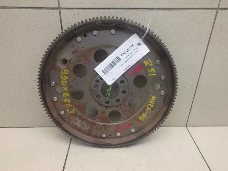 Маховик двигателя BS266842