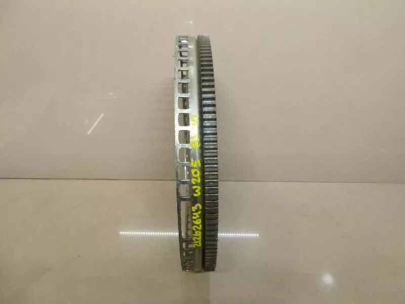 Маховик двигателя BS266583