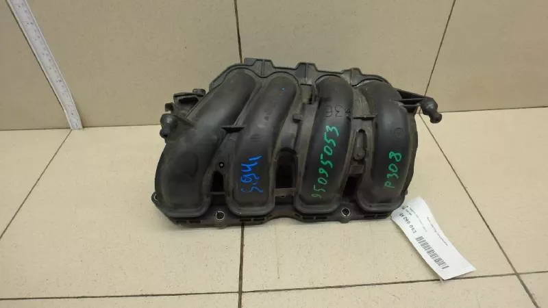 Впускной коллектор ST299064 Впускной коллектор ST299064