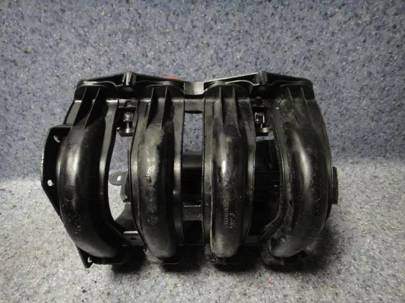 Впускной коллектор ST298026 Впускной коллектор ST298026