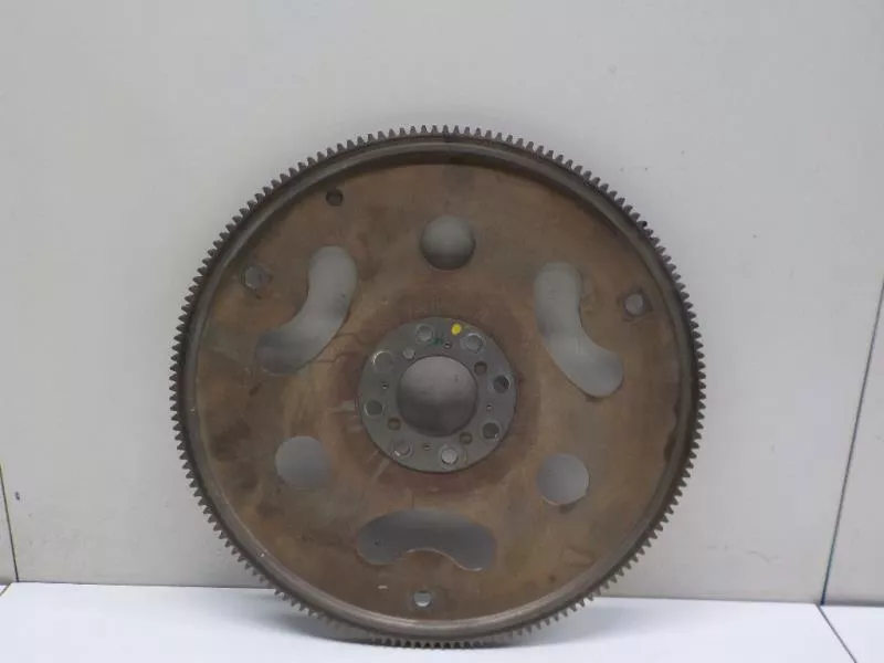 Маховик двигателя BS263613