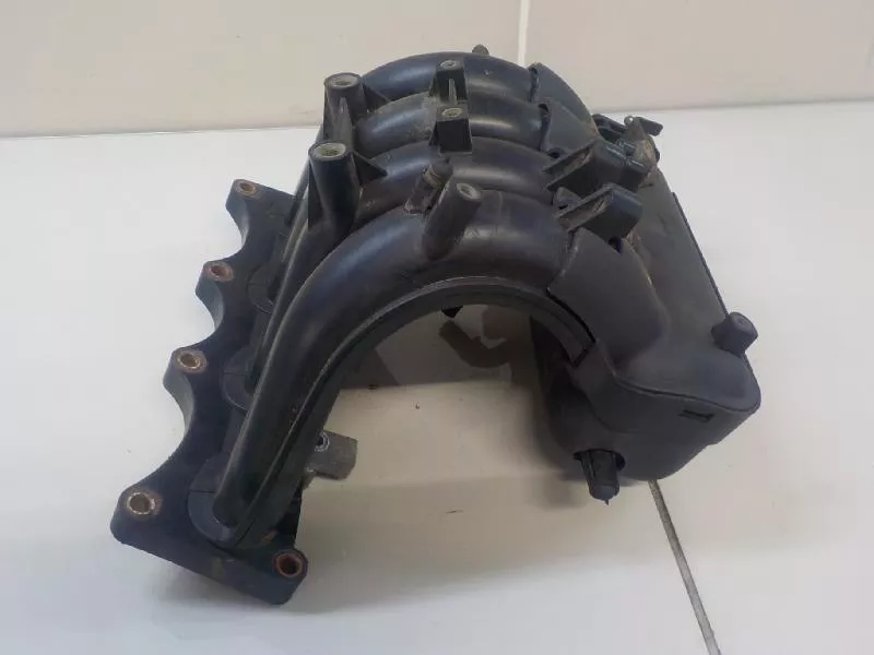 Впускной коллектор ST300461 Впускной коллектор ST300461