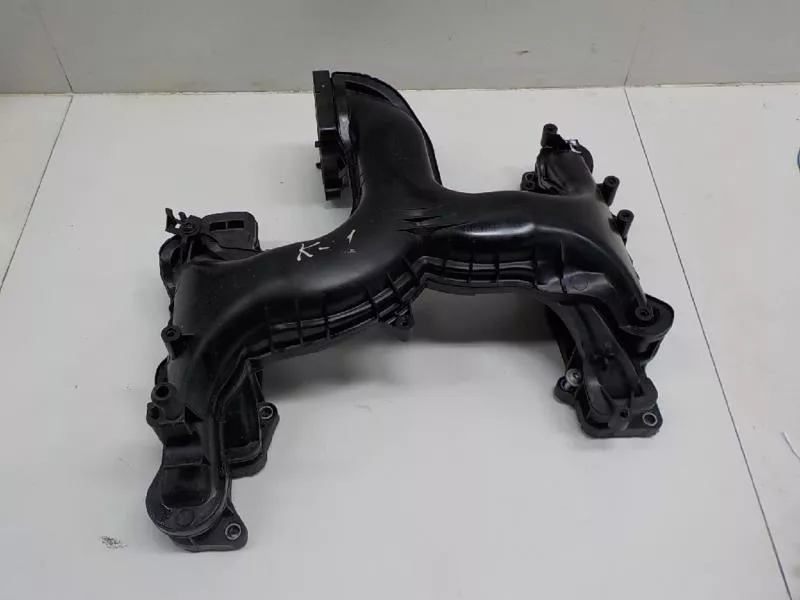 Впускной коллектор ST301394 Впускной коллектор ST301394