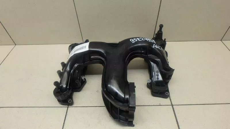 Впускной коллектор ST301591 Впускной коллектор ST301591