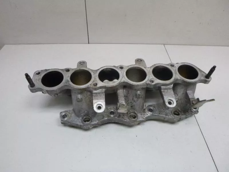 Впускной коллектор ST299137