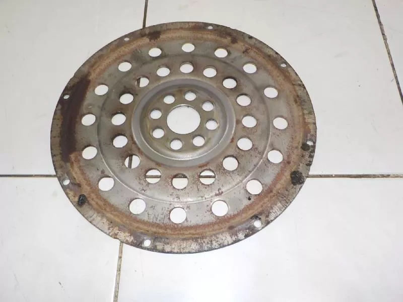 Маховик двигателя BS264309