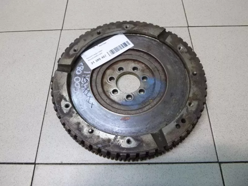 Маховик двигателя BS264037