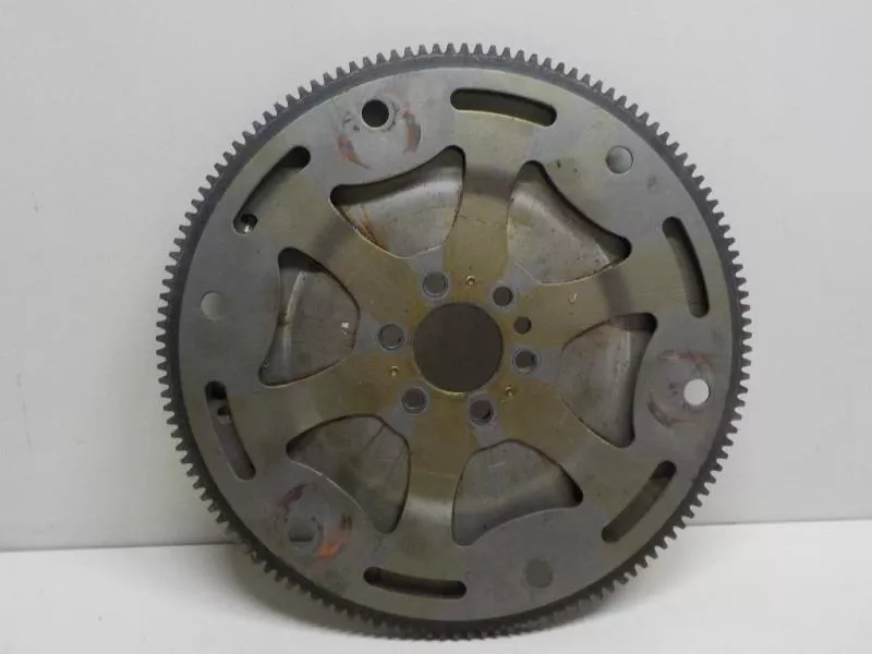 Маховик двигателя BS263992 Маховик двигателя BS263992