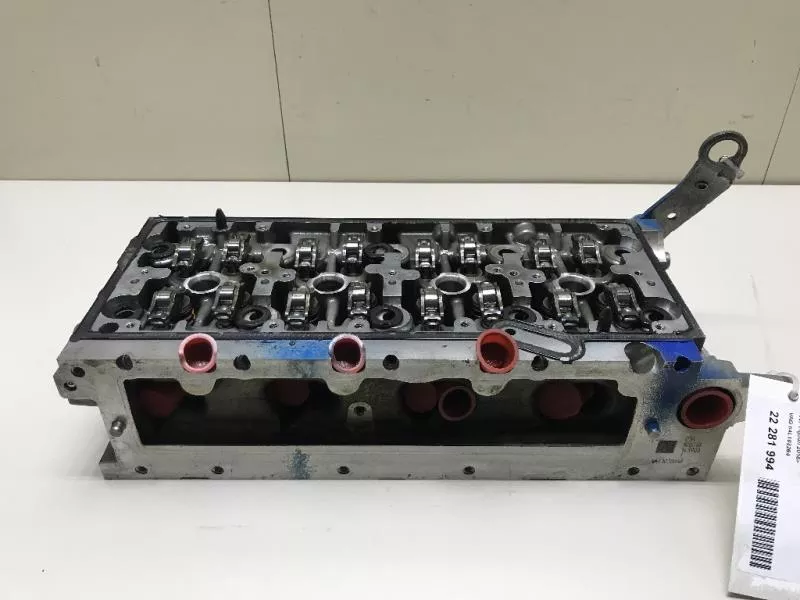 ГБЦ (головка блока цилиндров) ST295508 ГБЦ (головка блока цилиндров) ST295508