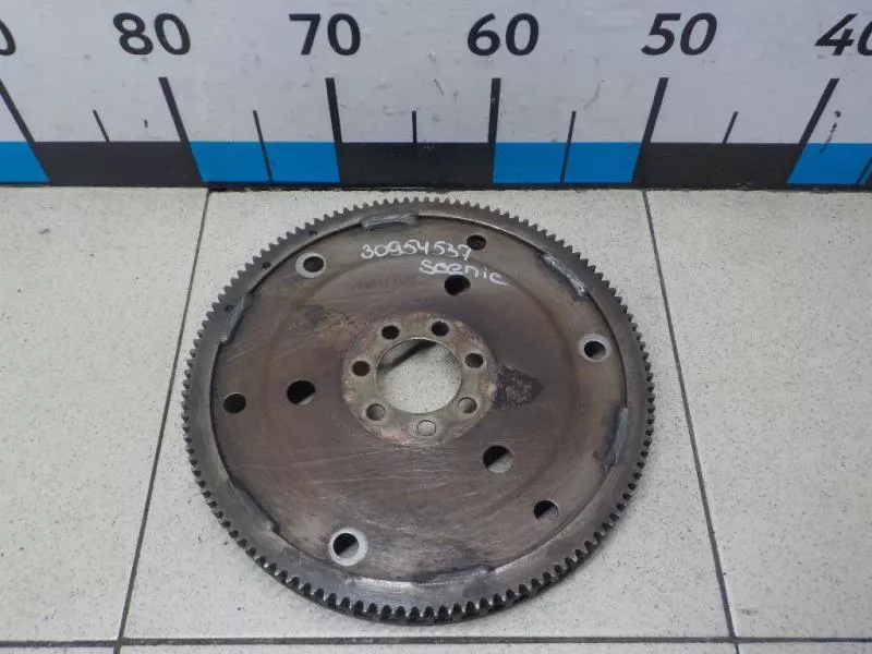 Маховик двигателя BS267561