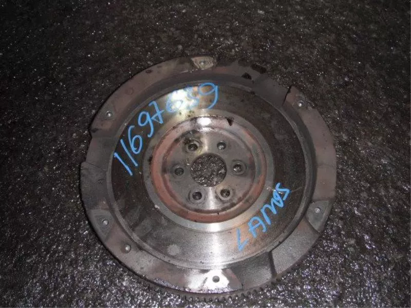 Маховик двигателя BS265347