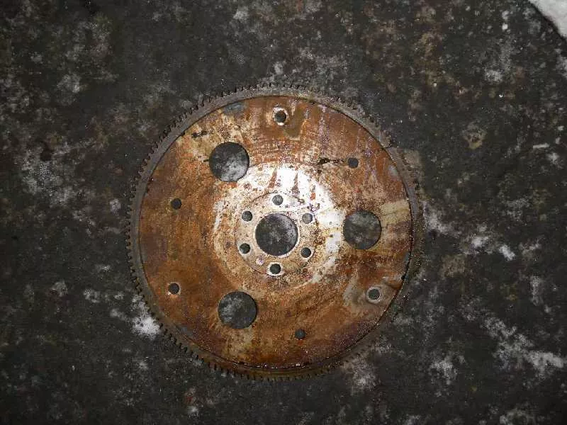 Маховик двигателя BS263429