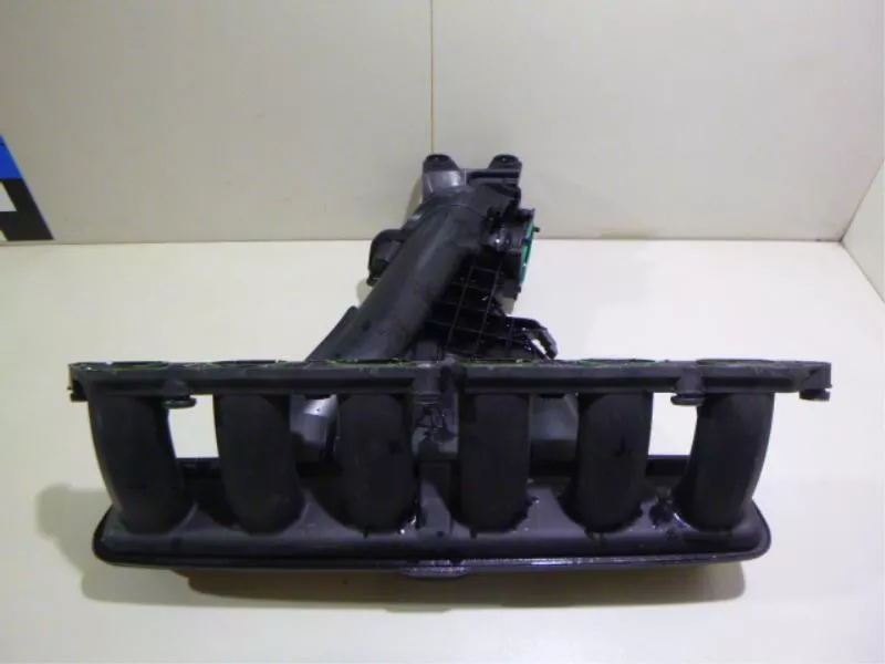 Впускной коллектор ST301368