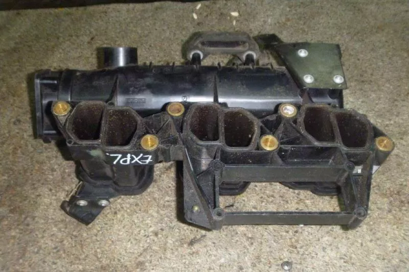 Впускной коллектор ST300949 Впускной коллектор ST300949