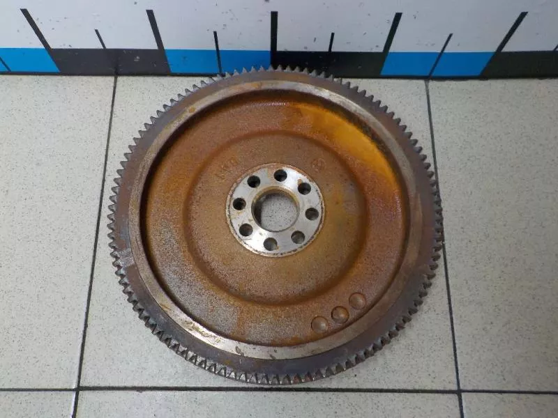 Маховик двигателя BS265399