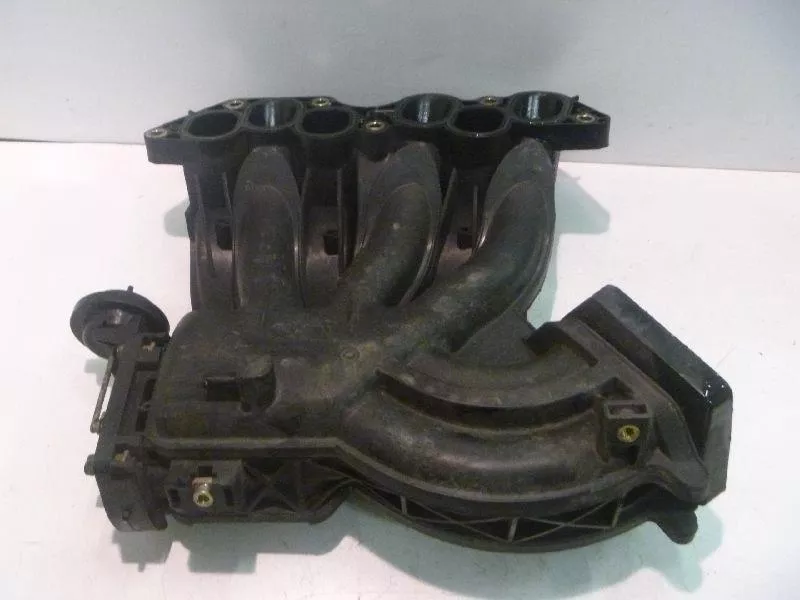 Впускной коллектор ST297878 Впускной коллектор ST297878