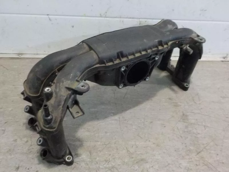 Впускной коллектор ST301641