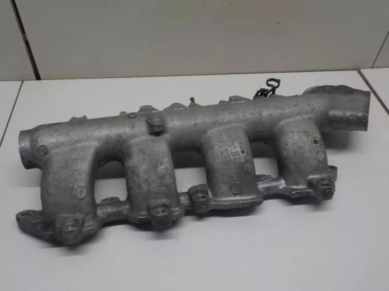 Впускной коллектор ST300364