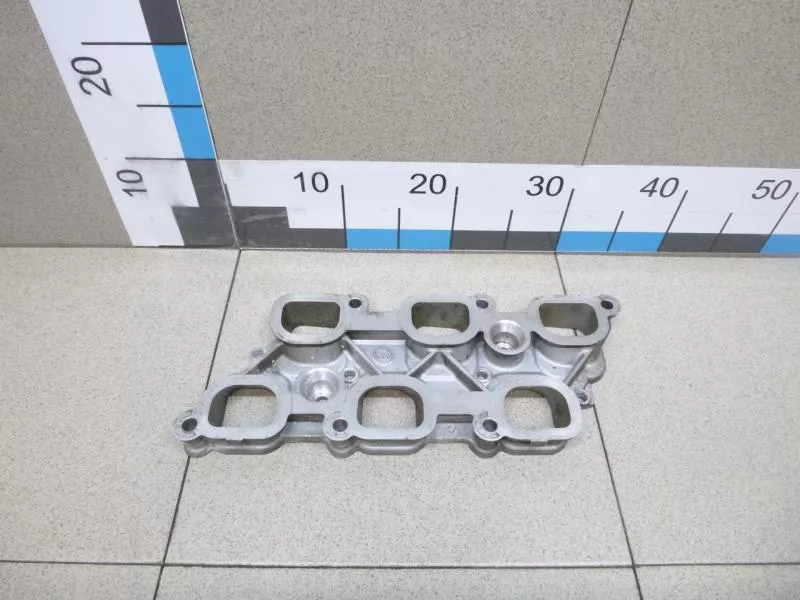 Впускной коллектор ST301386 Впускной коллектор ST301386