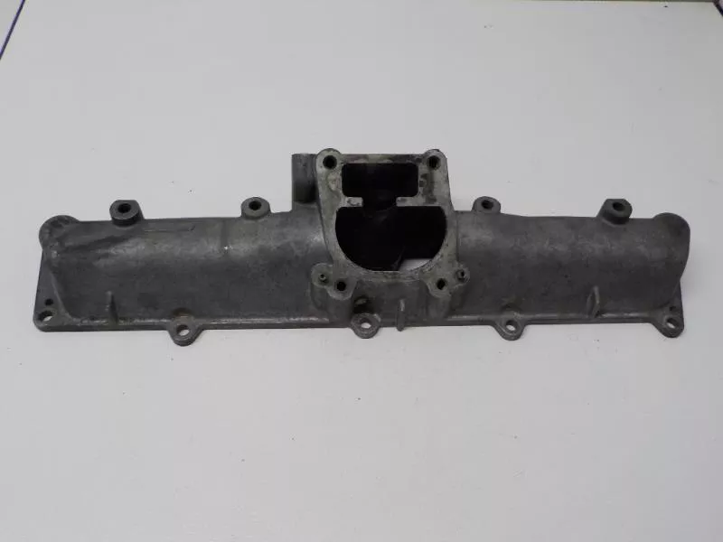 Впускной коллектор ST302084 Впускной коллектор ST302084