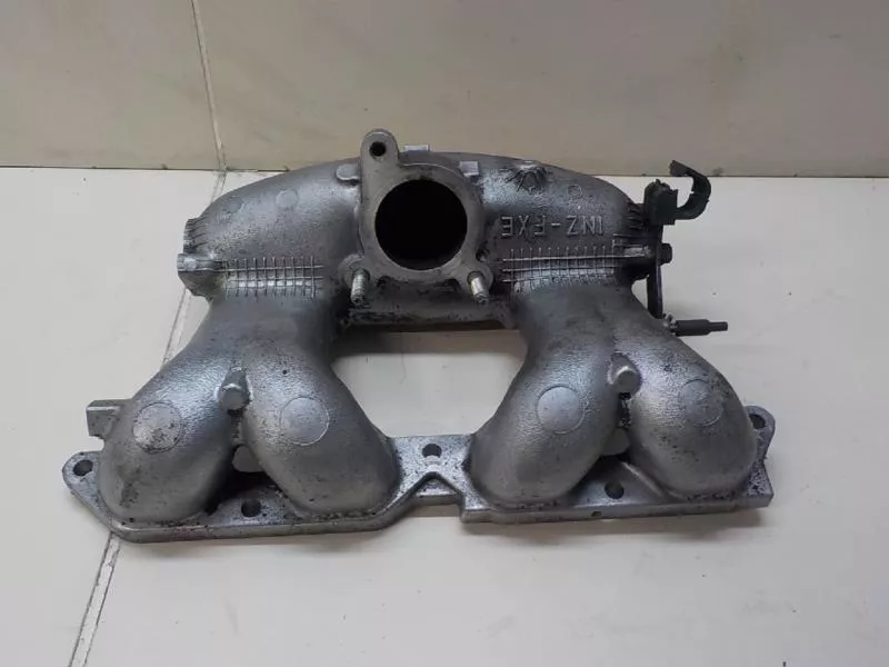 Впускной коллектор ST299820 Впускной коллектор ST299820