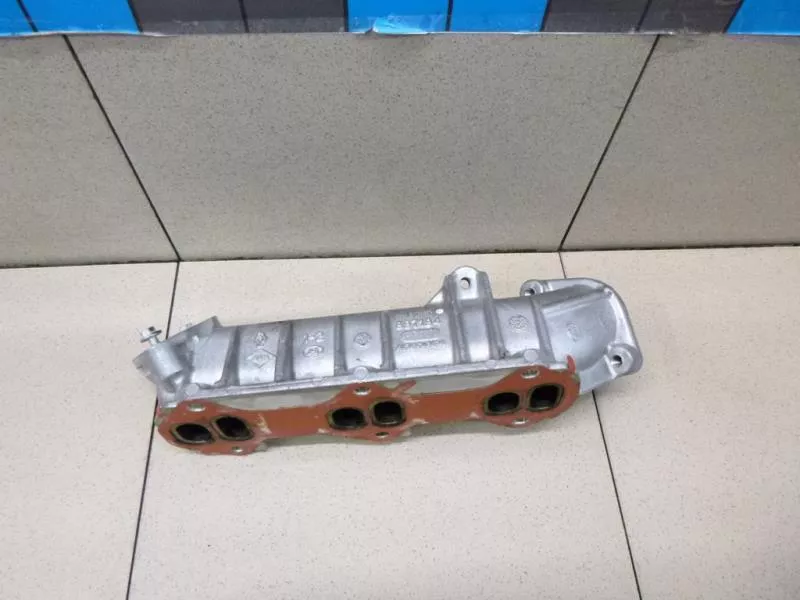 Впускной коллектор ST300619