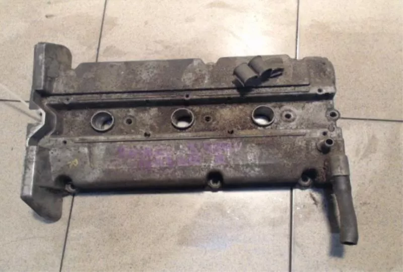 Клапанная крышка ГБЦ BS69318 Клапанная крышка ГБЦ BS69318