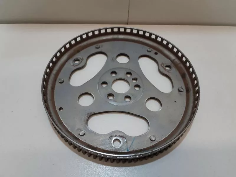 Маховик двигателя BS265001