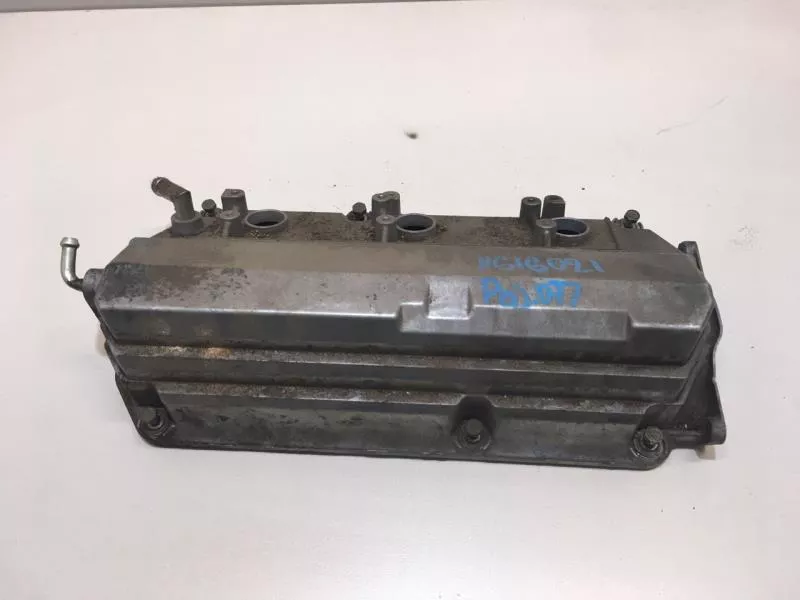 Клапанная крышка ГБЦ BS69504 Клапанная крышка ГБЦ BS69504