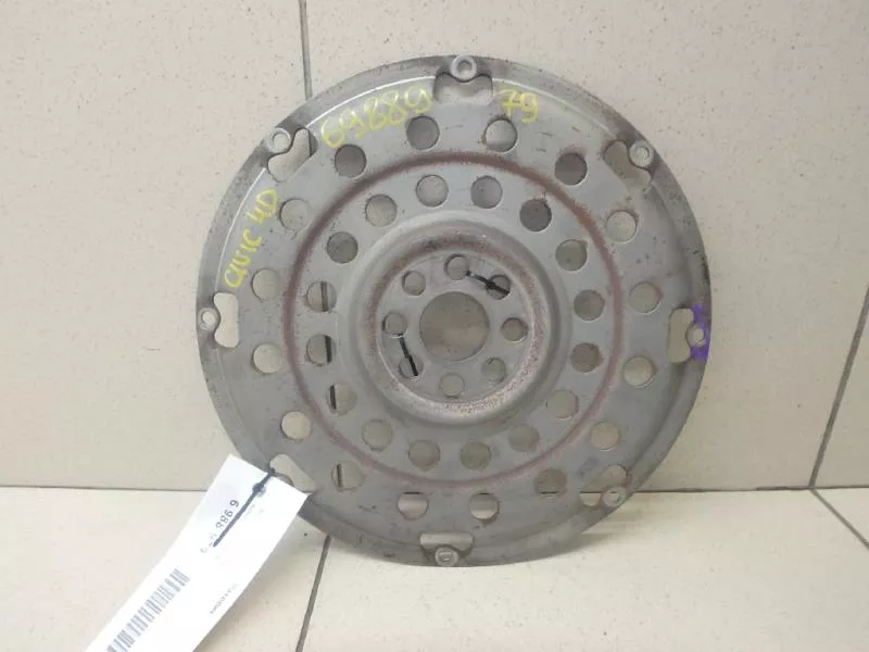 Маховик двигателя BS266254