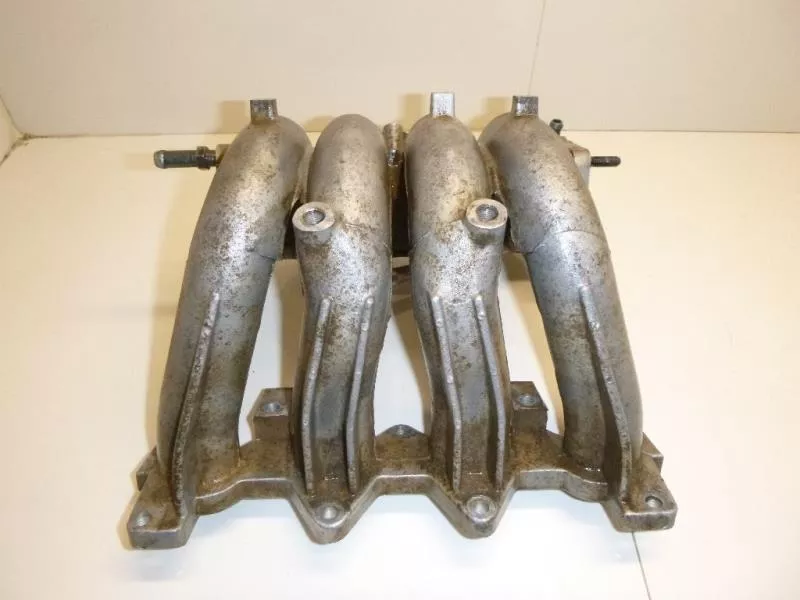 Впускной коллектор ST301234 Впускной коллектор ST301234