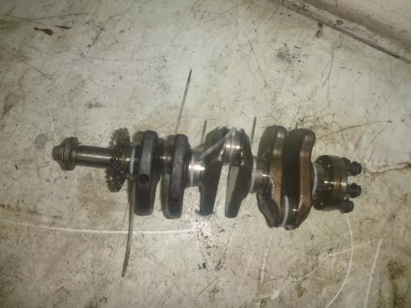 Коленвал BS249815