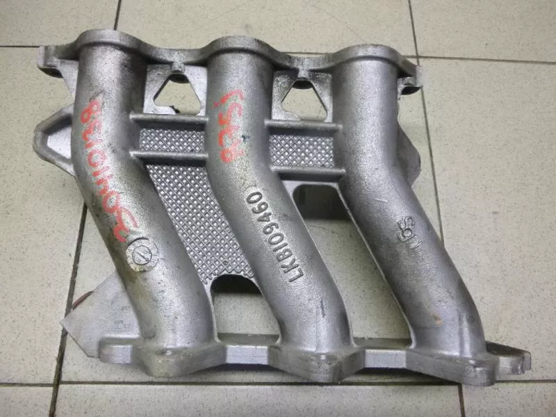 Впускной коллектор ST301930 Впускной коллектор ST301930