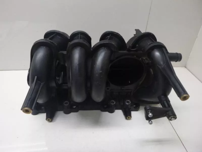 Впускной коллектор ST300993 Впускной коллектор ST300993