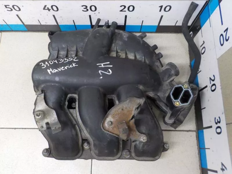 Впускной коллектор ST300899 Впускной коллектор ST300899