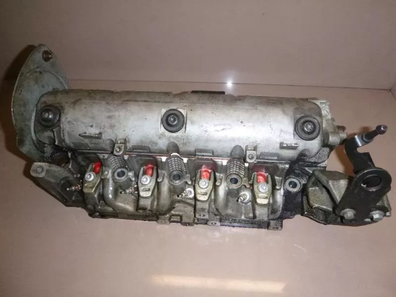 Клапанная крышка ГБЦ BS68271