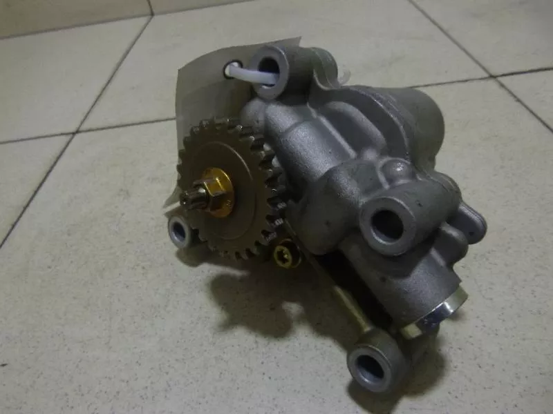 Масляный насос BS252312